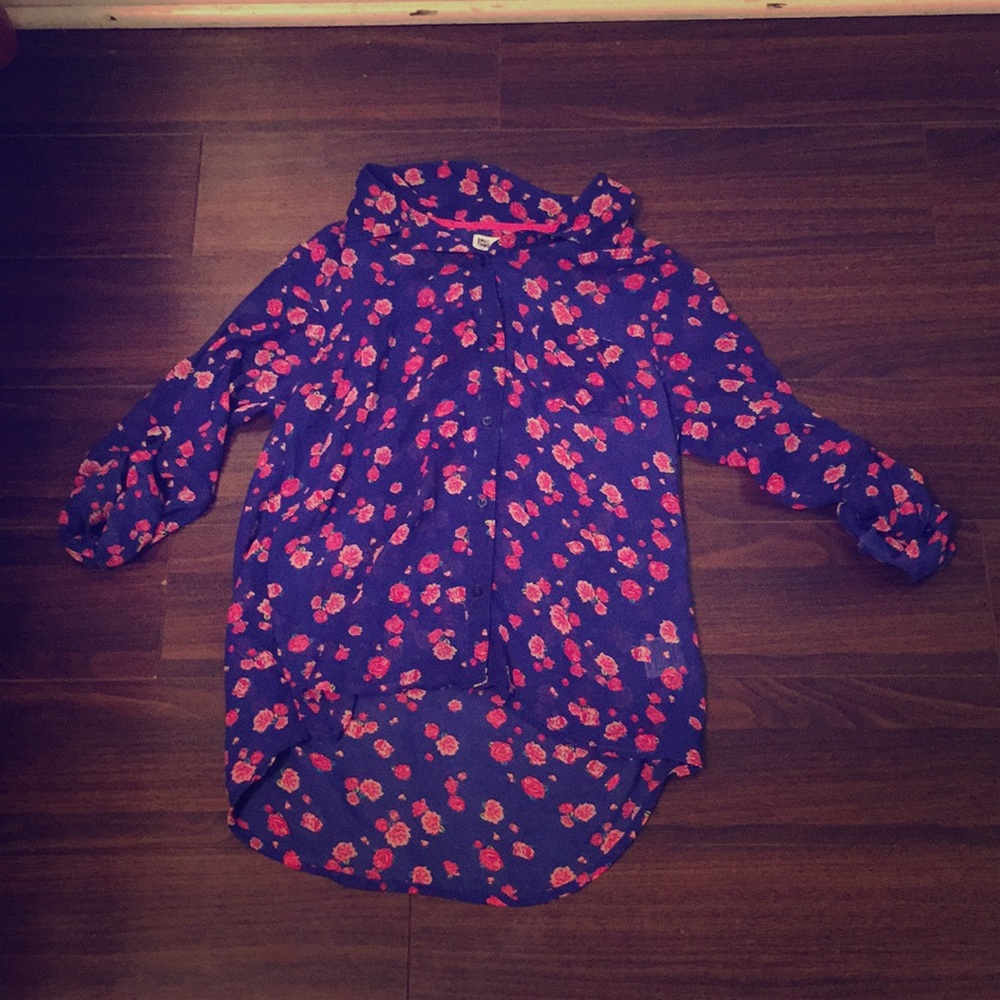 A comfortable long sleeve button shirt for girls